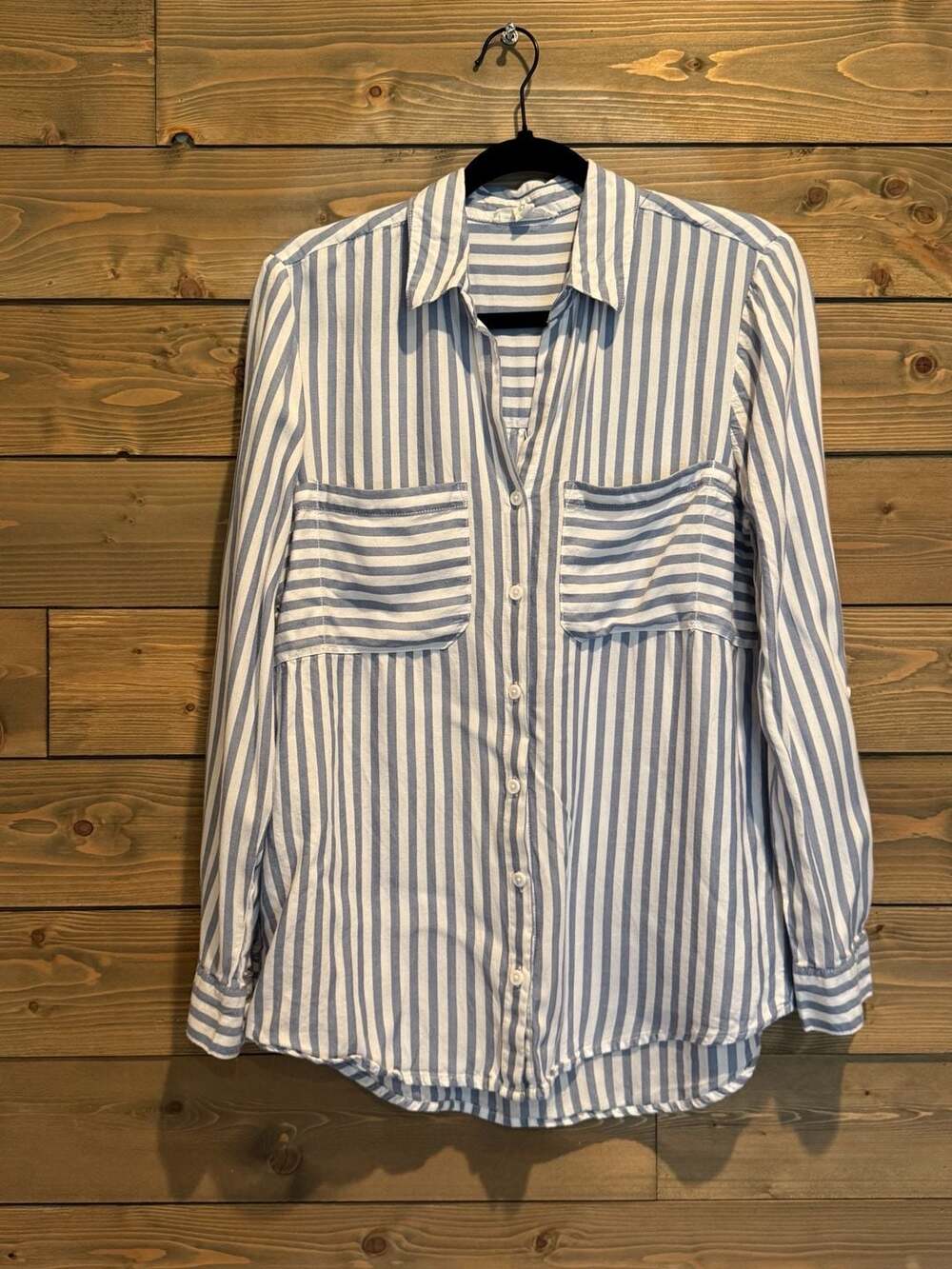 beachlunchlounge Blue and White Striped Button Down Shirt Size S/P